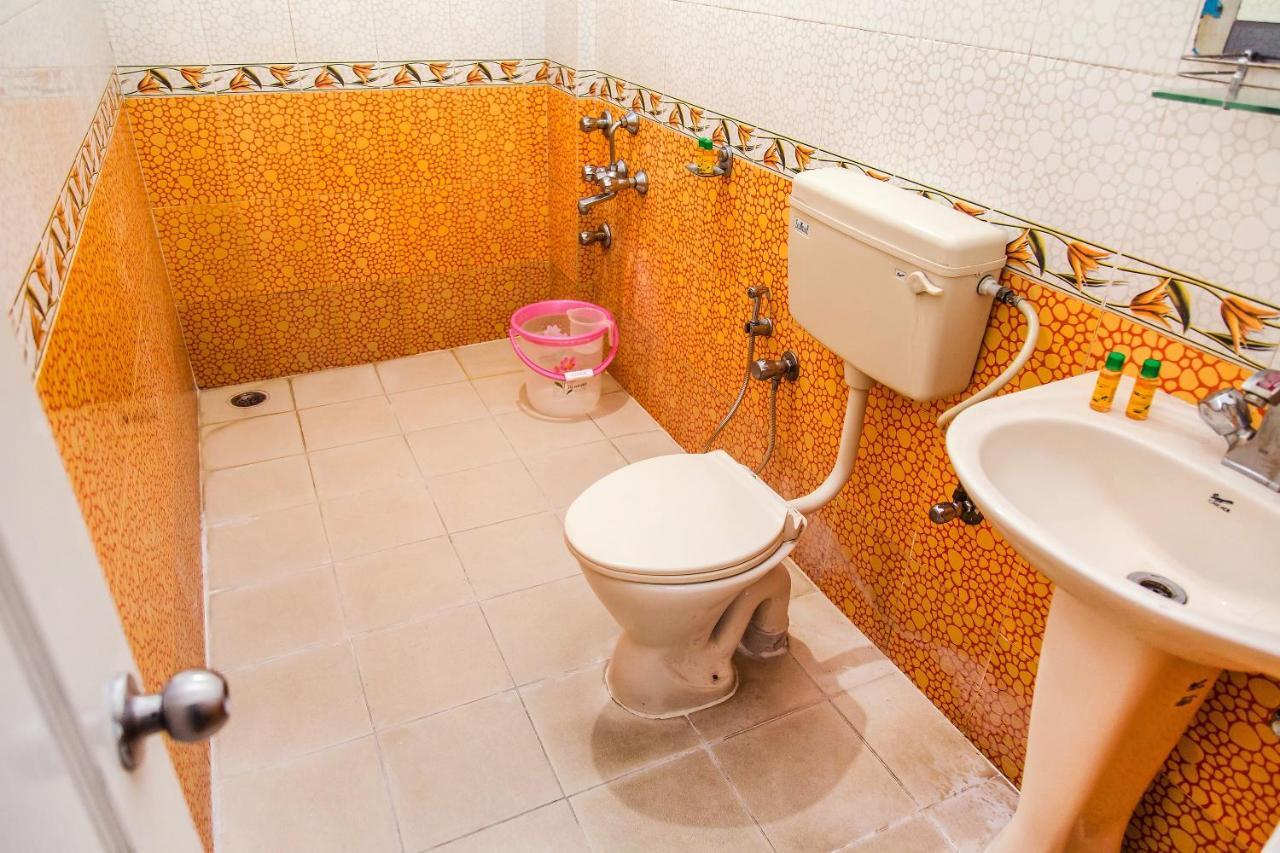 Fabexpress Oriental Suites III - Btm Mico Layout Bangalore Buitenkant foto
