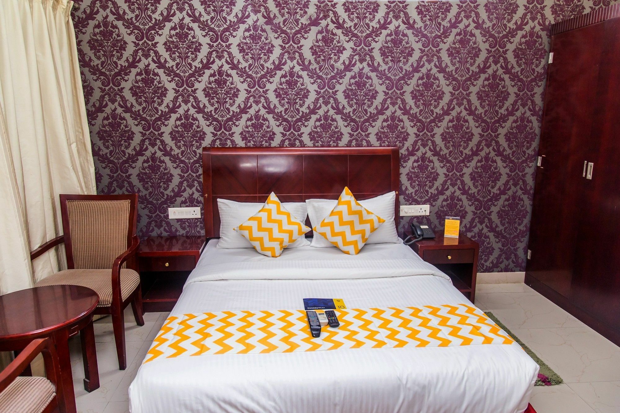 Fabexpress Oriental Suites III - Btm Mico Layout Bangalore Buitenkant foto