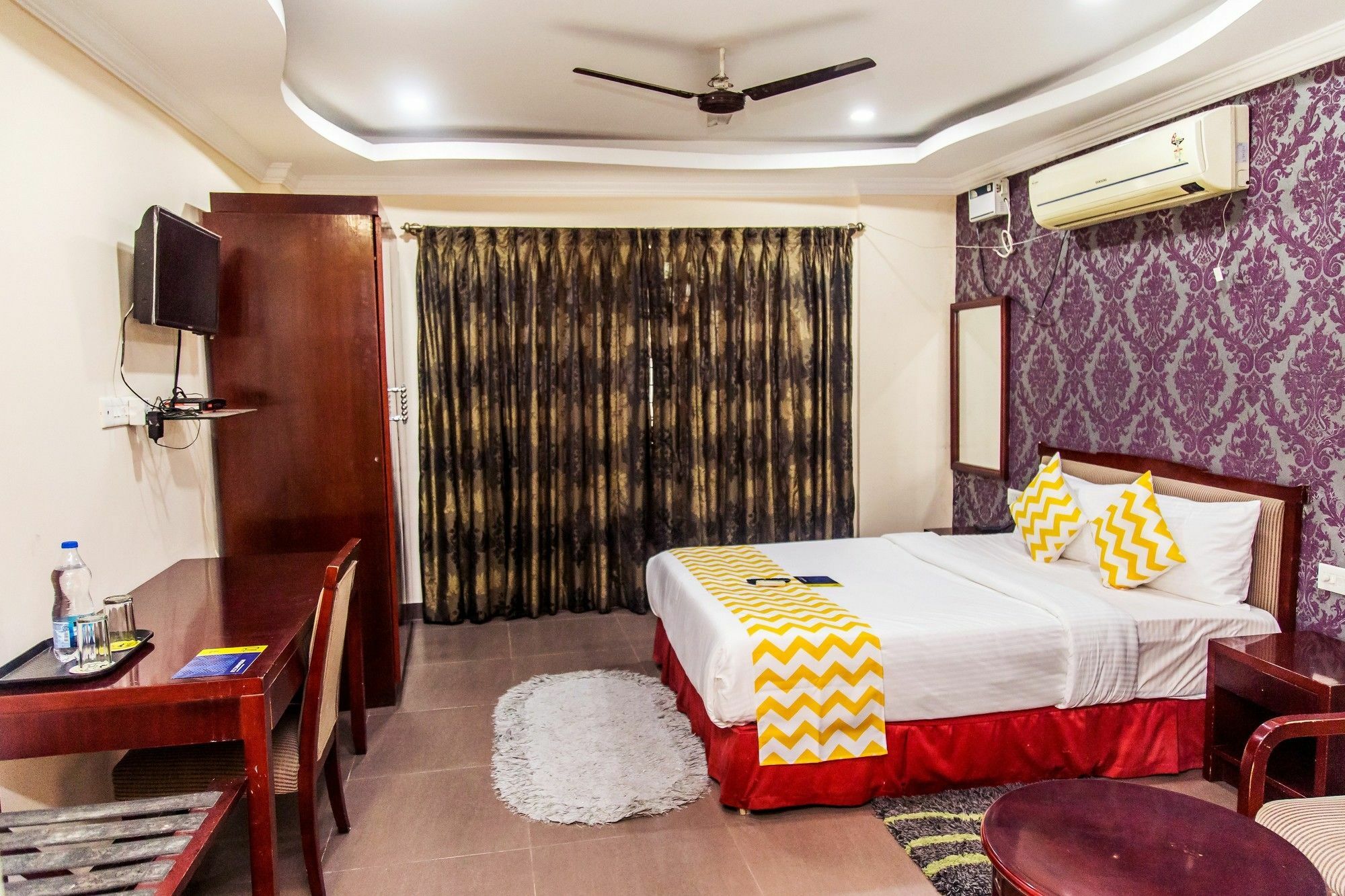 Fabexpress Oriental Suites III - Btm Mico Layout Bangalore Buitenkant foto